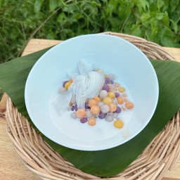 บัวลอย