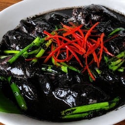 หมึกผัดน้ำดำ