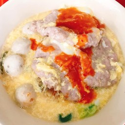 สุกี้หมูเด้งพิเศษ