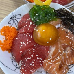 ข้าวหน้าแซลม่อนทูน่า คอมโบ