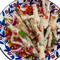 ยำตีนไก่