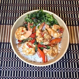 ข้าวกะเพรากุ้ง