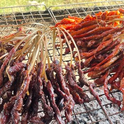 หมูพวง เนื้อพวง (ร้านใต้ต้นโพธิ์วัดนางสาว)