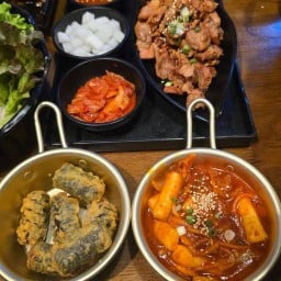 ไก่เกาหลี หทัยราษฎร์(Korean Chicken) มีนบุรี