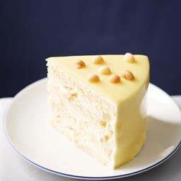 White Chocolate Macadamia ชิ้น (ไวท์ช็อกโกแลตมาคาดาเมีย)