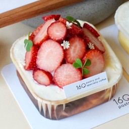 Red Tower Cheesecake