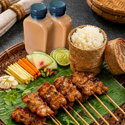 [เซตจุใจ] หมูปิ้งโบราณ 10 ไม้+ข้าวเหนียว 2 ห่อ+เครื่องดื่ม 2 ขวด