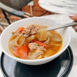 เฝอ Pho (Vietnamese noodle)