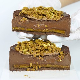 Chocolate Pistachio Cheesecake