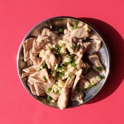 ไส้ใหญ่หมักกระเทียม (200g)