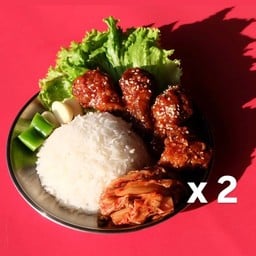ชุดข้่าวไก่ทอดผัดซอสเมียงดง 2 ชุด