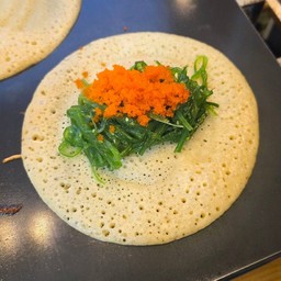 ยำสาหร่ายไข่กุ้ง