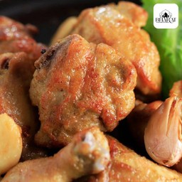 ไก่กระเทียม