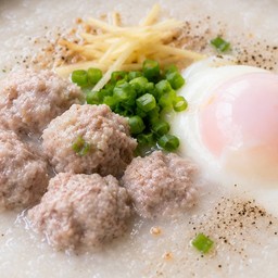 โจ๊กหมู เตาถ่าน (ท่าวังตาลสารภี)