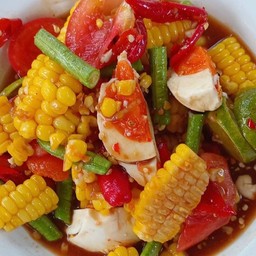 ตำข้าวโพด-ไข่เค็ม