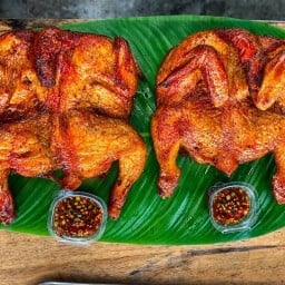 ไก่อบโอ่ง ร้านชิกเก้นฟิน (สาขา2) ตลาดครบวงจร