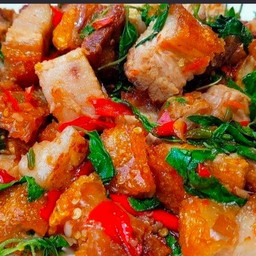 ข้าว+กะเพราหมูกรอบ