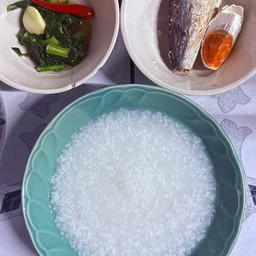 ข้าวตุ้ม กุย