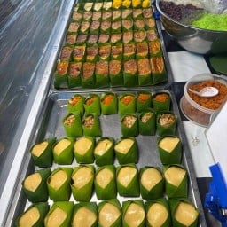 ปลาขนมไทย (ตลาดนัดโรงพยาบาลพระมงกุฏ) ตลาดนัดโรงพยาบาลพระมงกุฏ