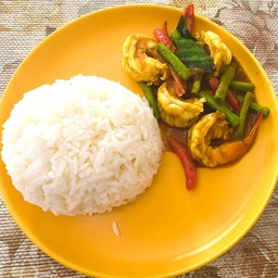 ผัดพริกแกง (ราดข้าว)
