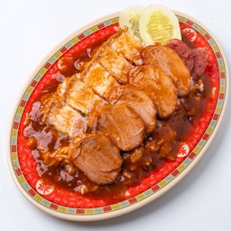 F17 ข้าวหมูแดง หมูกรอบ พิเศษ