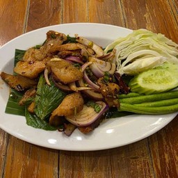 น้ำตกคอหมูย่าง