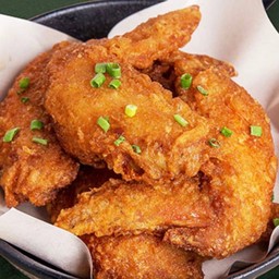 ปีกไก่ทอดน้ำปลา