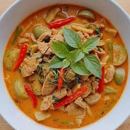 ส้มตำลำยอง by may ส้มตำลำยอง by may