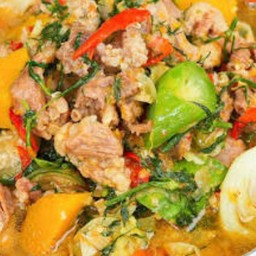 แกงอ่อมหมู