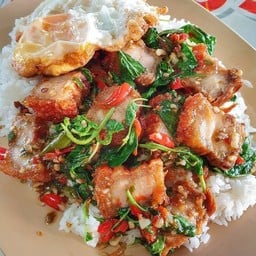 เจ๊หมวยอาหารตามสั่ง หลังโรงพยาบาลเทพปััญญา