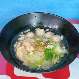 ก๋วยเตี๋ยวหมูน้ำใส (ไม่ยำ)