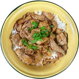 ข้าวราดหมูทอดคลุกฝุ่น