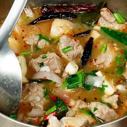 ต้มแซ่บกระดูกอ่อนหมู