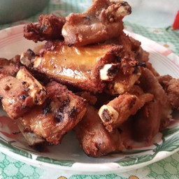 โครงหมูกระเทียม