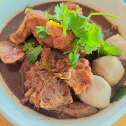 เตี๋ยวหมูน้ำตก