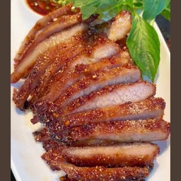 คอหมูย่าง