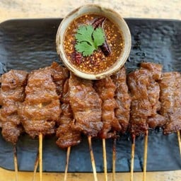 หมูปิ้งเนื้อล้วน10ไม้แถม1