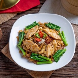 ผัดซีอิ้วไก่