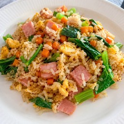 ข้าวผัดแฮม