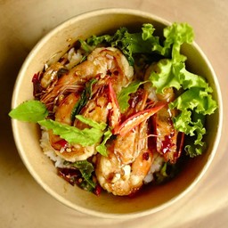 ข้าวกะเพรากุ้ง