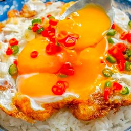 ข้าวไข่ดาวคู่