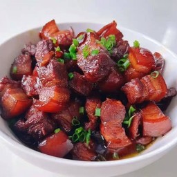 红烧肉หมูสามชั้นตุ๋นซีอิ้วสไตล์จีน