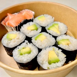 ข้าวห่อสาหร่ายไส้ อะโวคาโด / Avocado Maki