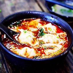 精肉水饺เกี๊ยวน้ำสไตล์จีน