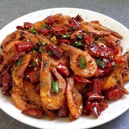 脆香辣子虾กุ้งผัดพริกแห้งสไตล์เสฉวน