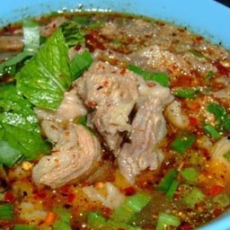 ส้มตำนางจอย
