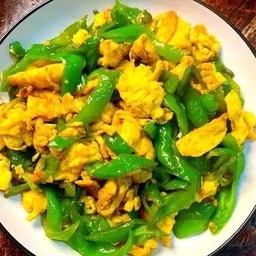 青椒炒蛋พริกหยวกผัดไข่