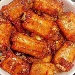 椒盐排骨ซี่โครงผัดพริกเกลือ