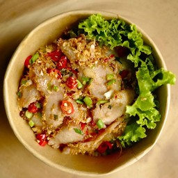 ข้าวคอหมูคั่วพริกเกลือ