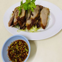 คอหมูย่าง